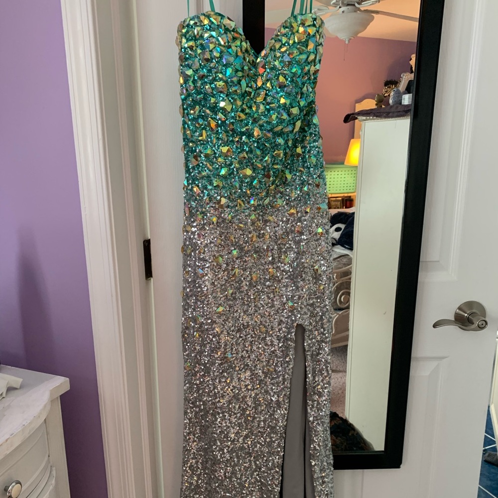 La Femme Sequin Prom Dress Green/Silver Size 6